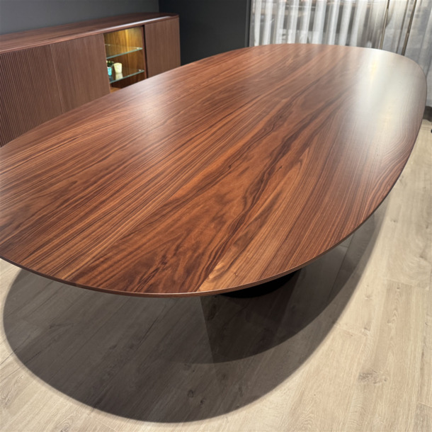 Yac Riga ovale houten eetkamertafel (walnoot) 260x120cm - 1
